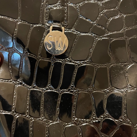 Used 2 times - Picture 1 of 4